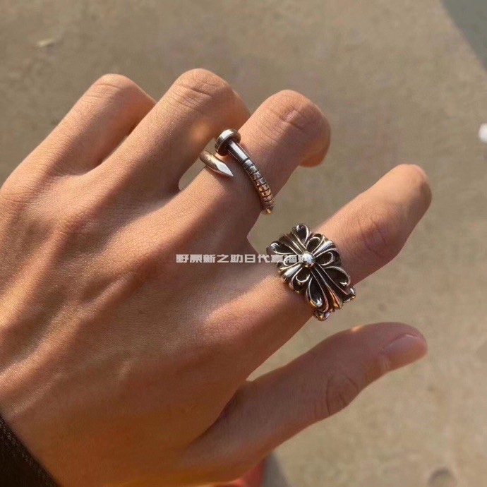 Ch**me He**ts rings